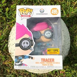 Tracer Overwatch Funko Pop Hot Topic Exclusive
